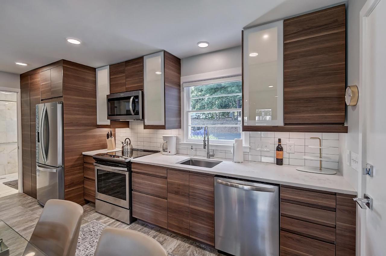 The Home Collection Clt: 510 Queens Charlotte Exterior photo